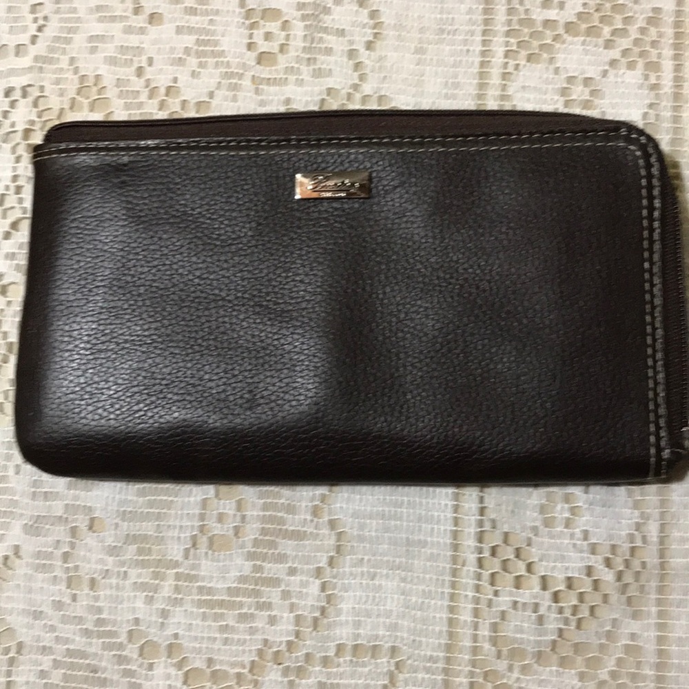 Buxton Leather Wallet